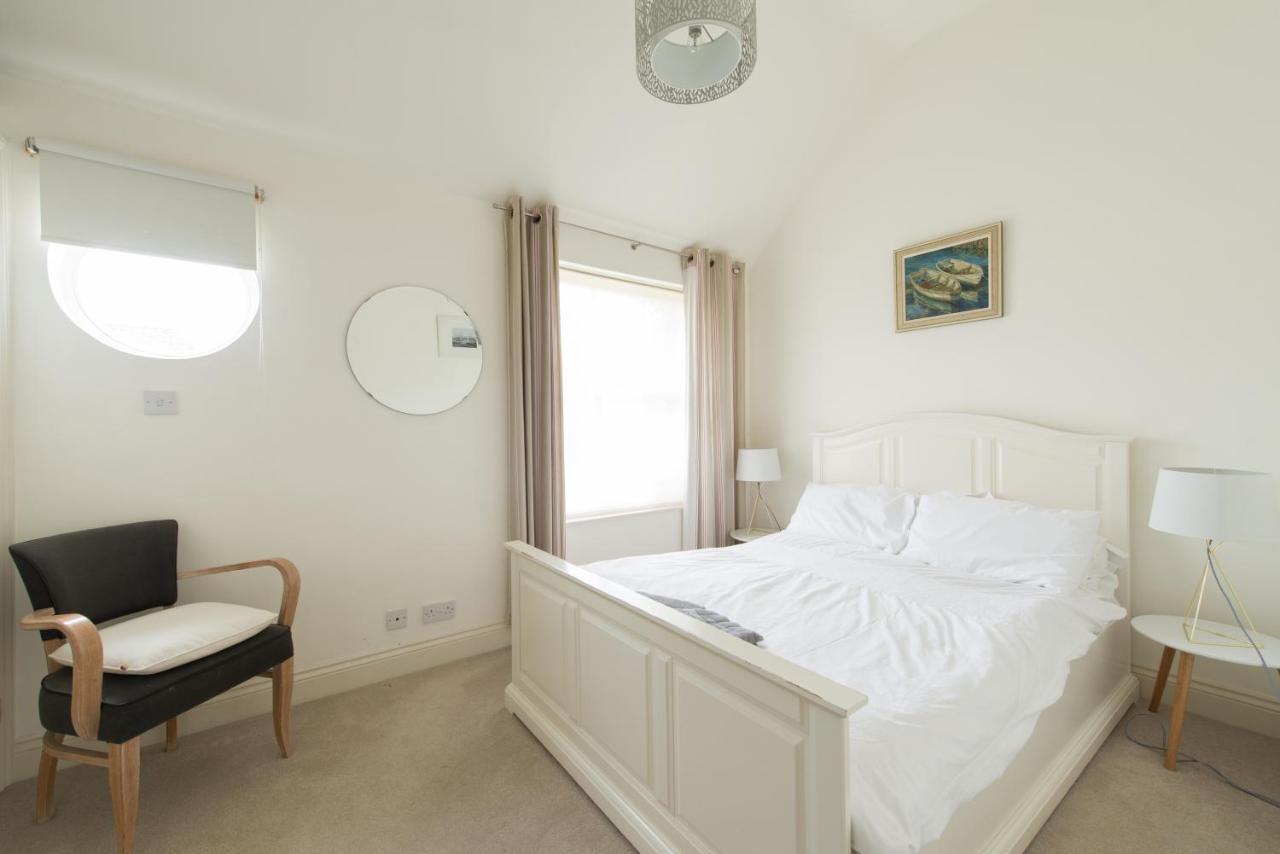My Place Go - Cirencester Luaran gambar